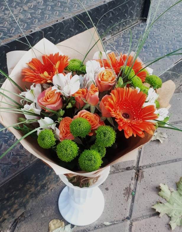 Букет цветов из: Герберы, Хризантемы, Альстромерии и Розы в Атепцево