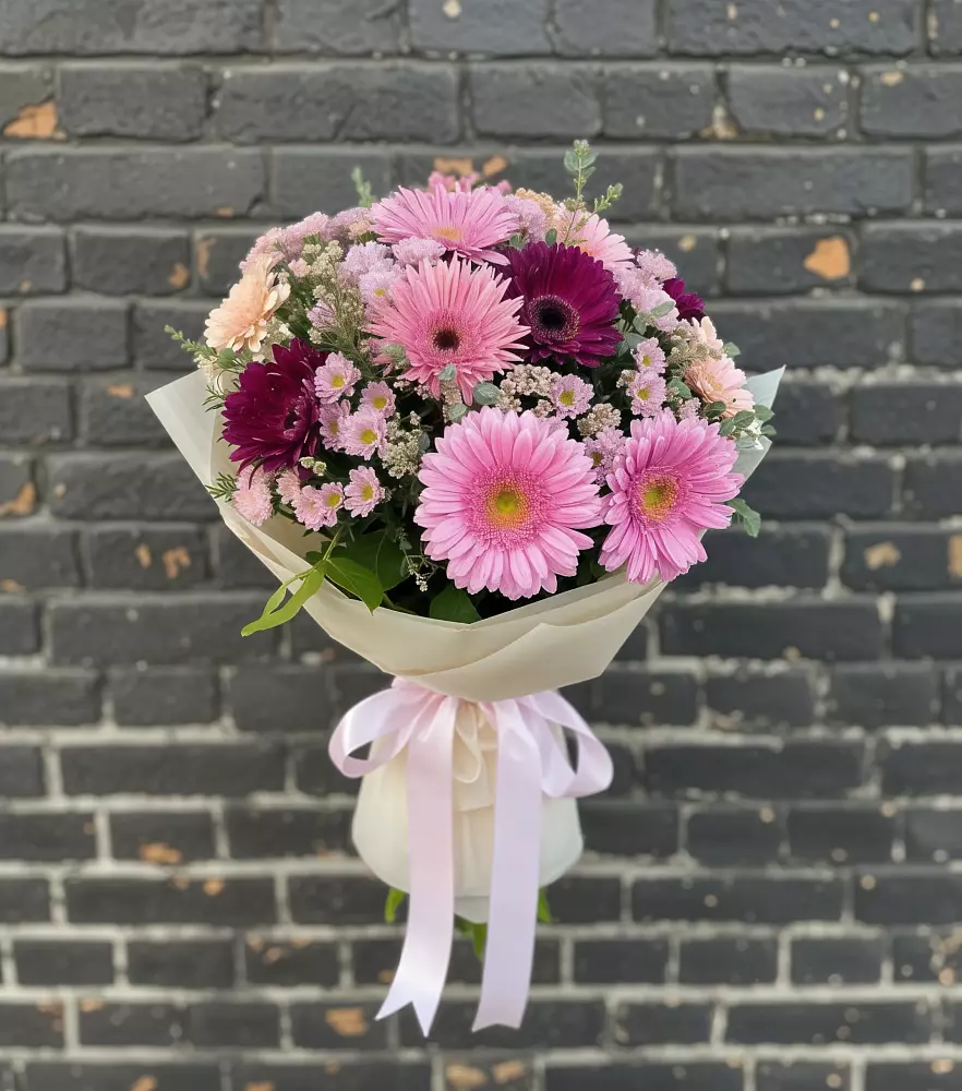 Букет цветов из: Герберы и Хризантемы в Атепцево