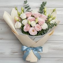 Букет цветов из:  Лизиантусы в Атепцево