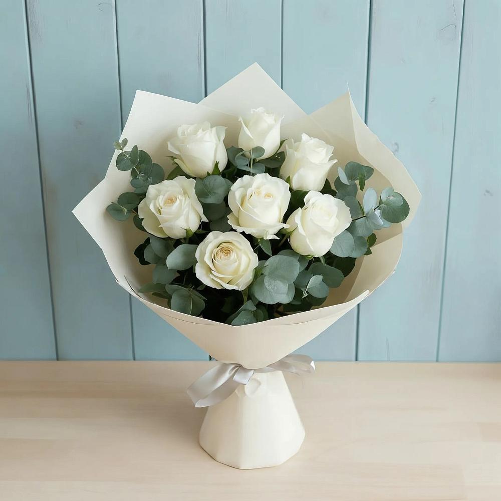 Букет Белые розы в Эвкалипте в Атепцево