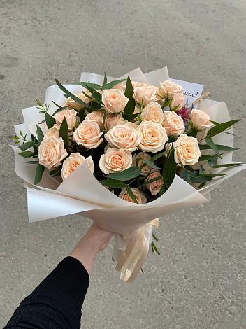 Букет Кремовые розы Латте в Атепцево