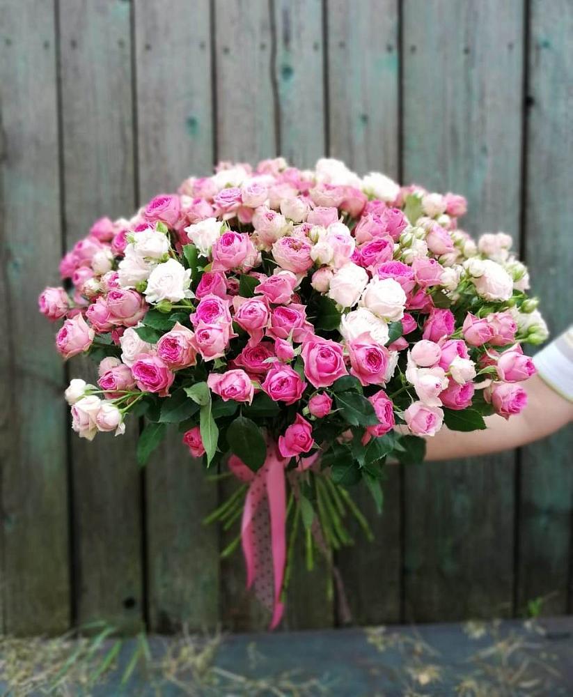 Букет Розовые кустовые розы Натали и Лав Лидия в Атепцево