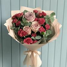 Букет цветов из:  Гвоздики и Розы в Атепцево