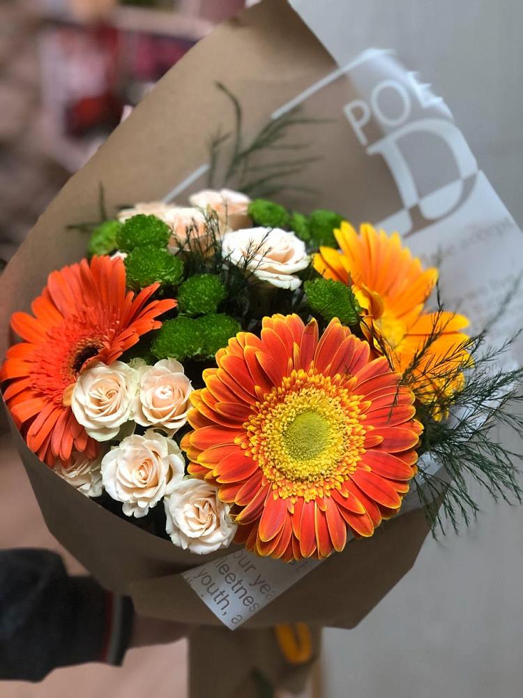 Букет цветов из: Герберы, Хризантемы и Розы в Атепцево