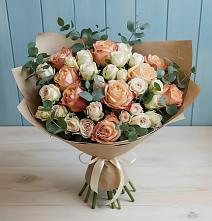 Букет цветов из:  Альстромерии и Розы в Атепцево